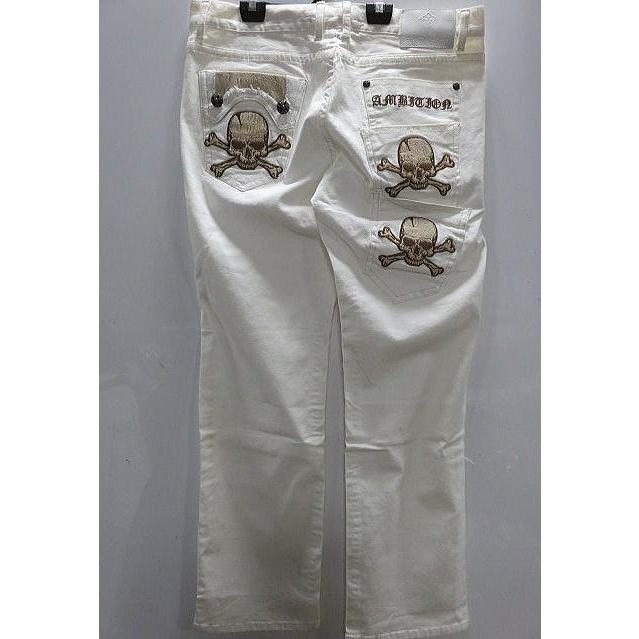 ビーアンビション　ストレッチホワイトチノパンツ 　スカル刺繍  BE AMBITION ビーアンビション ストレッチホワイトチノパンツ スカル刺繍 BE