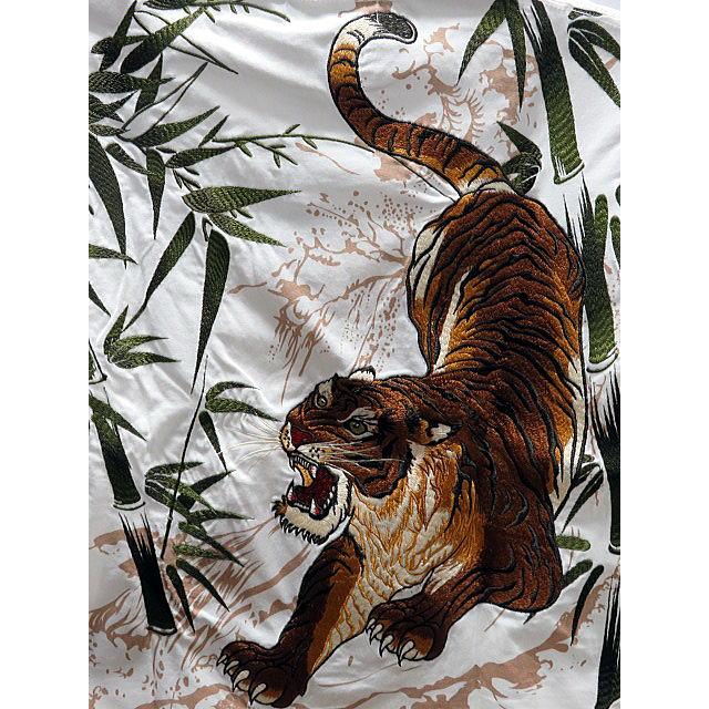 絡繰魂 粋 信長の虎刺繍 長袖Tシャツ 和柄 カラクリ魂 : takafuku1915 