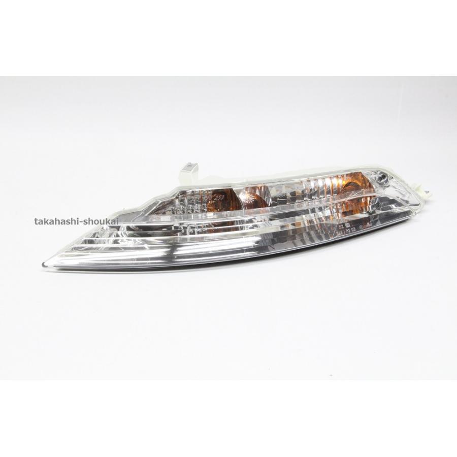 6シリーズ（E63/E64)フロントウィンカー 左側630i・645Ci・650i・M6品番：63137165805