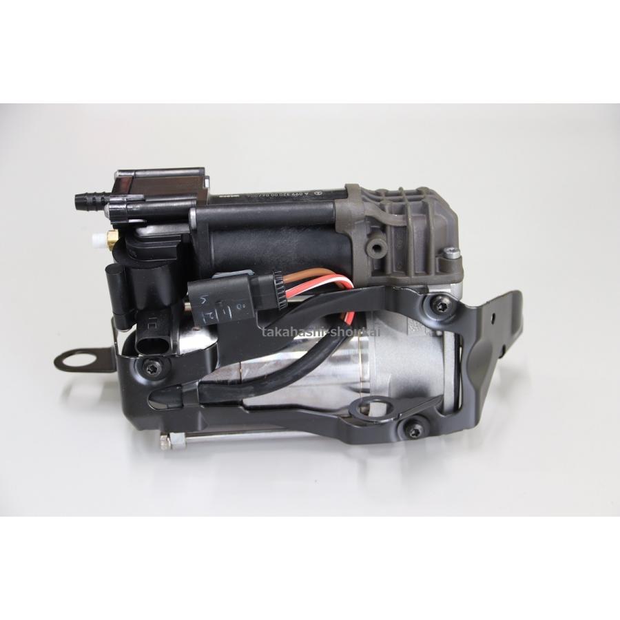 Mercedes-Benz W213/W238 Eクラス ベンツ純正 エアサスコンプレッサー