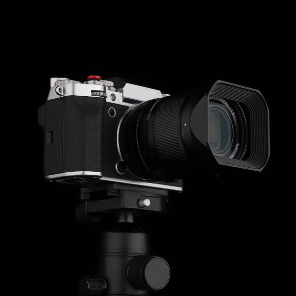 富士フイルム XF16-50mm F2.8-4.8 R LM WR用スクエアメタルレンズ