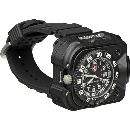お待たせ!お待たせ!SUREFIRE シュアファイア LUMINOX ルミノックス