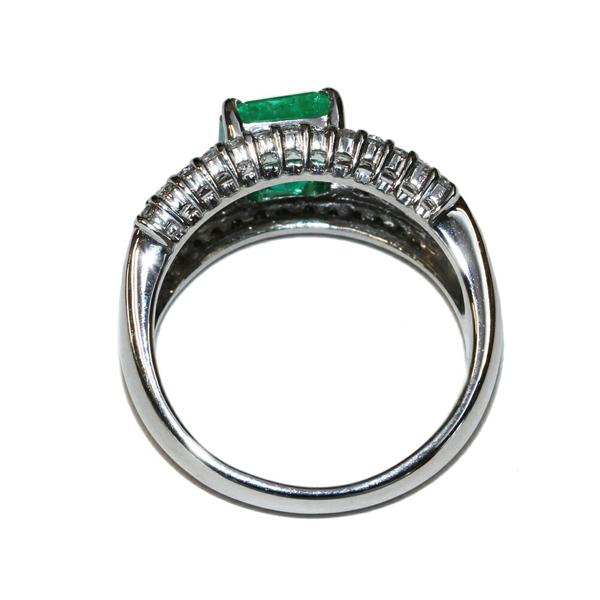 指輪(リング) Pt900 コロンビア産エメラルド1.59ct/ダイヤ0.60ct 