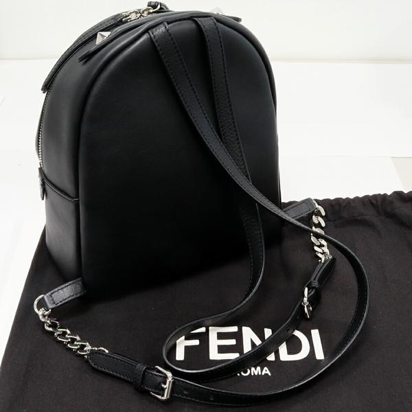 FENDI スタッズロゴ バックパック8BZ038ブラック