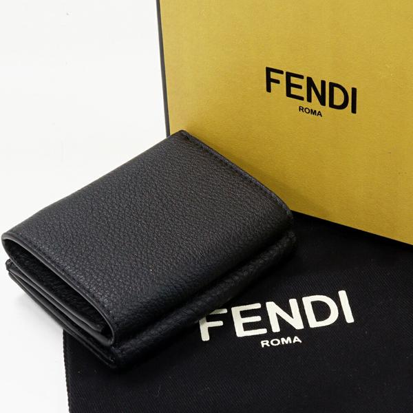 FENDI 三つ折り財布 FF ブラック FENDI 三つ折り財布 FF ブラック