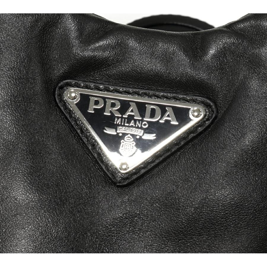 PRADA（プラダ） ナッパトライアングル スモール ナッパレザー 黒 2WAY