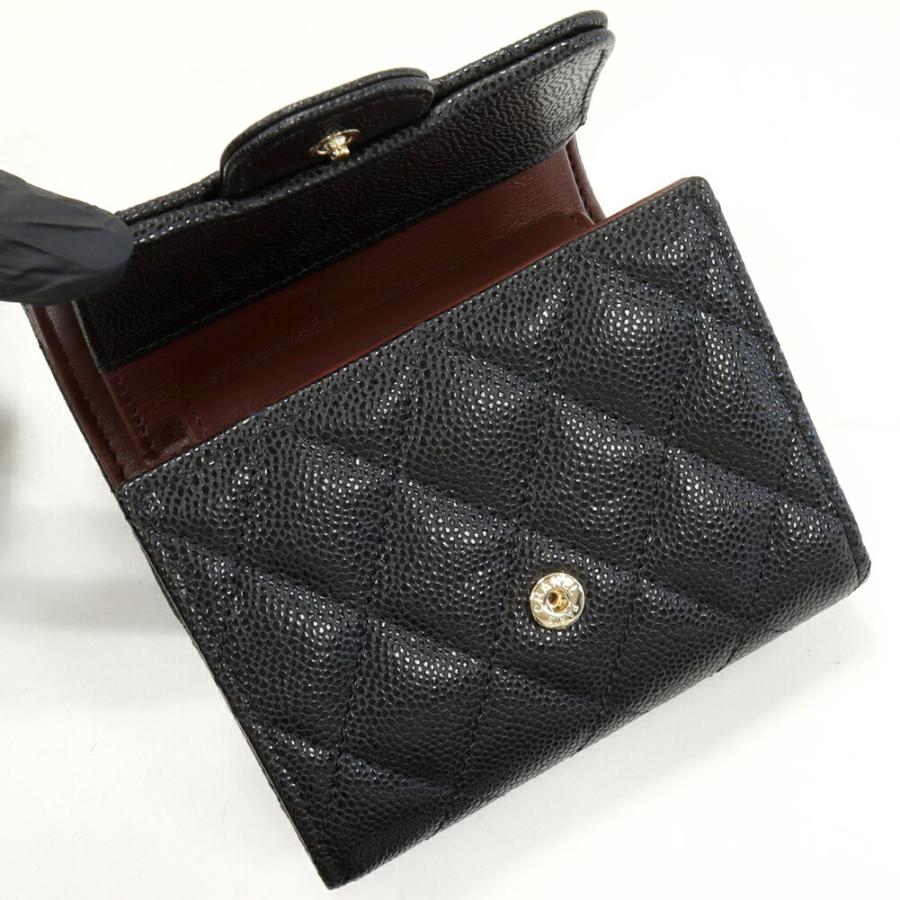 CHANEL シャネル 三つ折り財布(小銭入れあり) タイムレスクラシック 