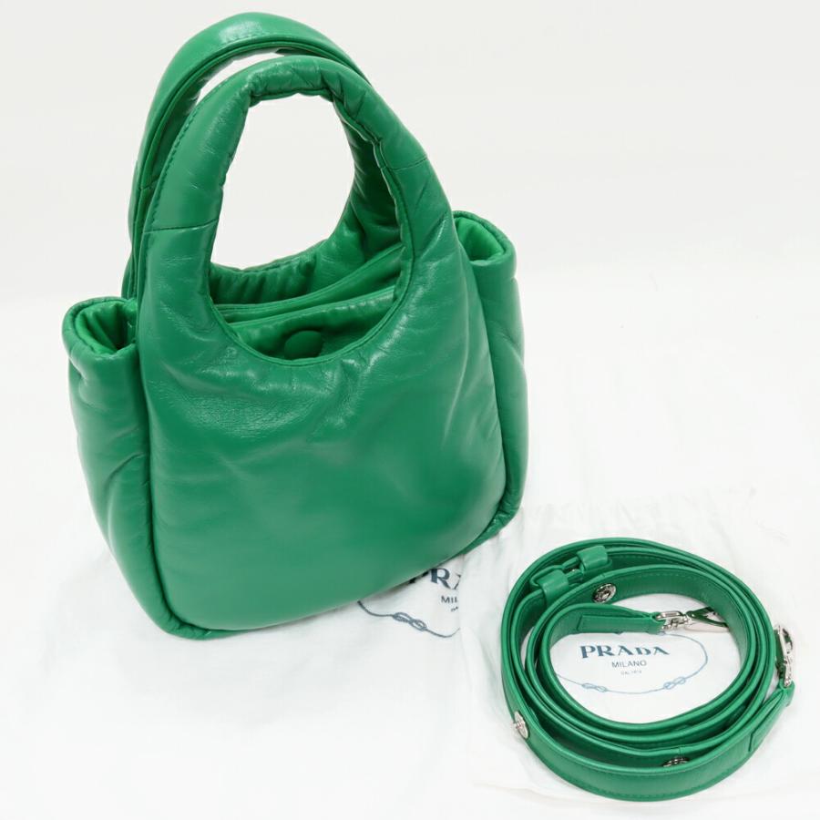 PRADA（プラダ） パテッド ナッパトライアングル スモール ナッパ 