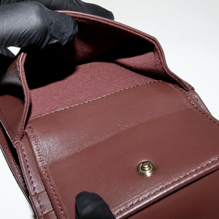 CHANEL（シャネル） 二つ折り財布(小銭入れあり) マトラッセ スモール