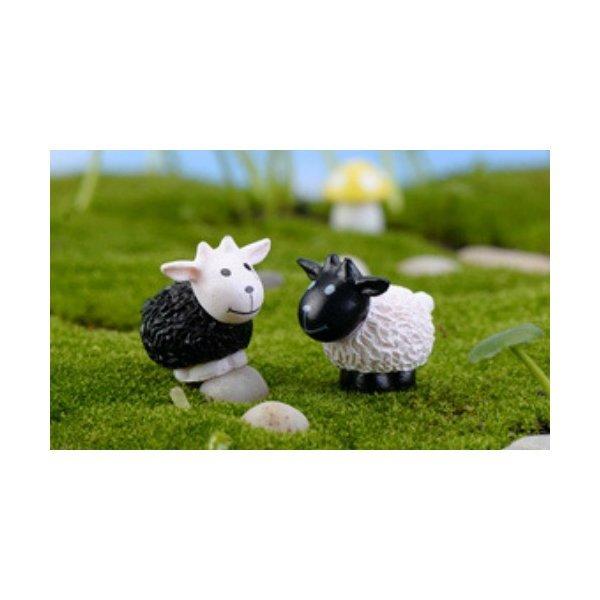 ひつじ 白黒 2匹 羊 動物フィギュア コケリウム 正規激安 苔盆栽 ミニフィギュア スノードーム テラリウムフィギュア 日本製