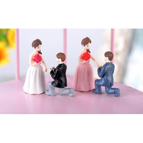 1/32 結婚式　着物　フィギュア2体　ジオラマ　ミニチュア　1/64より大 ミニ人形 結婚式カップル ウェディング ウェルカム テラリウム