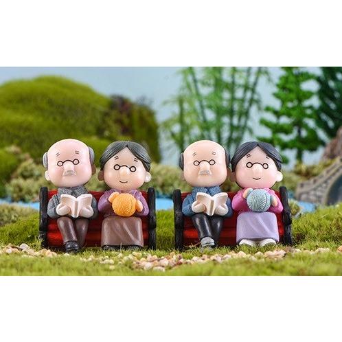 1262❣️ カリン　社　小人　　人形　3セット 1262❣️ カリン 社 小人 人形 3セット