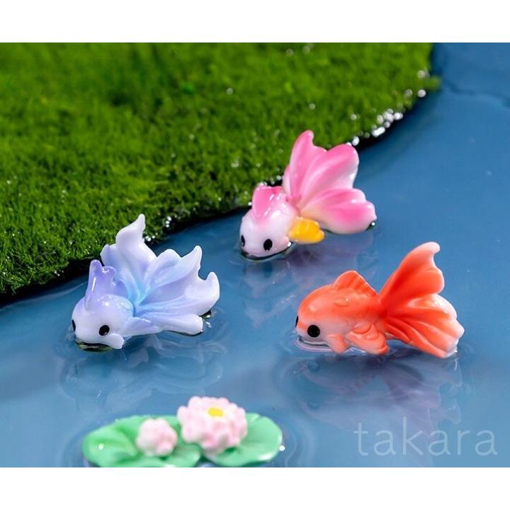 アクアリウム 大きいシッポ 金魚3色 さかな 魚 スノードーム 水槽