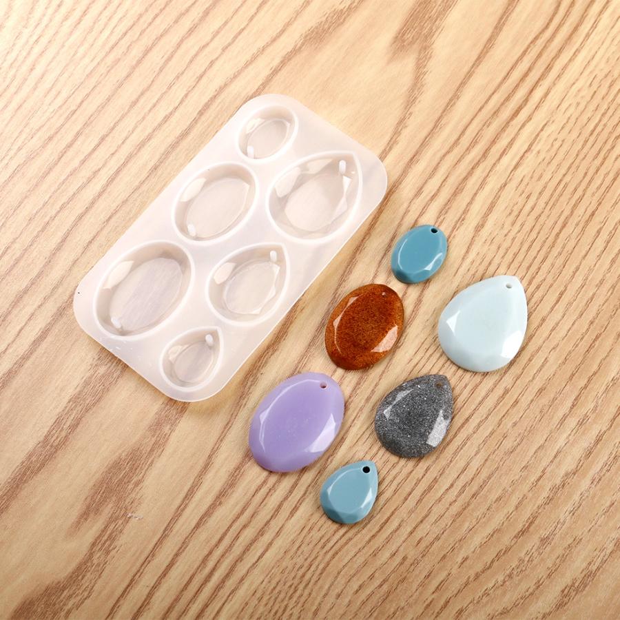 シリコンモールド 多面カット ペンダントトップ カット宝石 通し穴付き