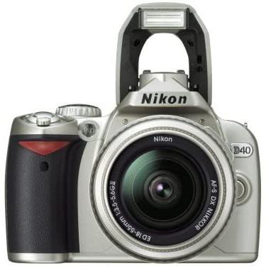 ニコン Nikon D40 18-55mm レンズキット デジタル一眼レフカメラ 中古 シルバー
