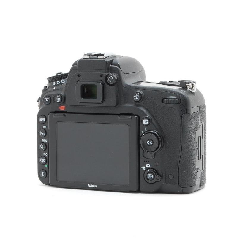ニコン Nikon D750 28-80mm 70-300mm 50mm トリプルレンズセット ニコン Nikon D750 28-80mm 70-300mm 50mm トリプルレンズセット