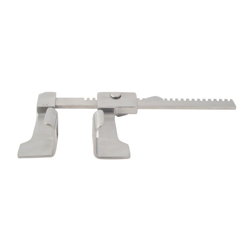 フィノチェット型開胸器（器械横幅： 140mm） NS10S-011 : 聴診器の