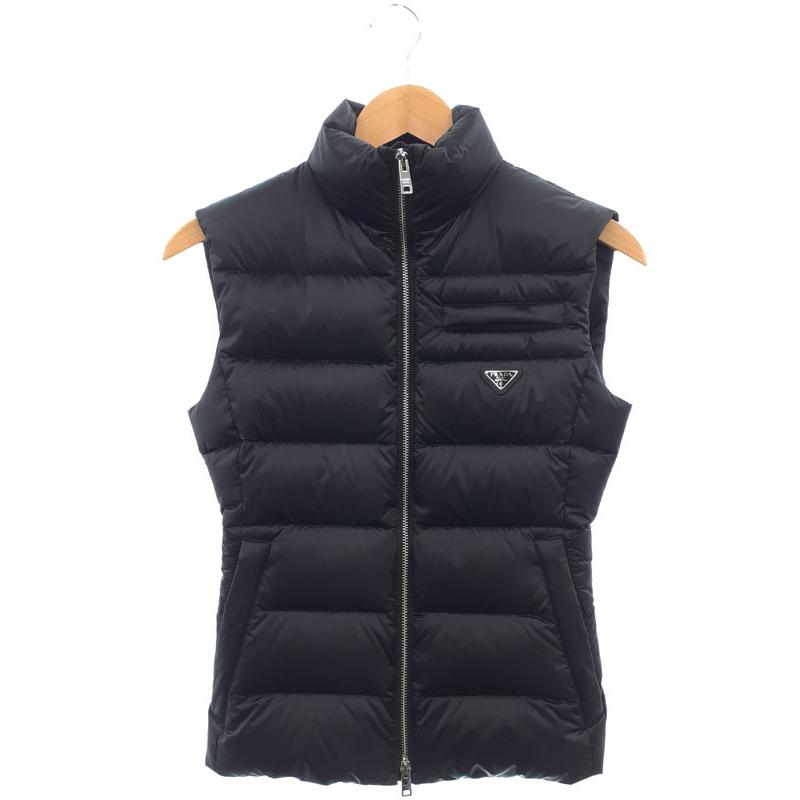 美品 PRADA ロゴ プレート ダウン ベスト ダウンベスト 290546 PRADA】プラダ『三角ロゴ トライアングルプレート ダウンベスト size36