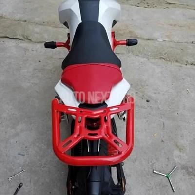 【並行輸入品】ベネリバイク 二輪用リアラゲッジシェルフ リアボックス トランク パーツ BJ125-3E tnt125 tnt 125