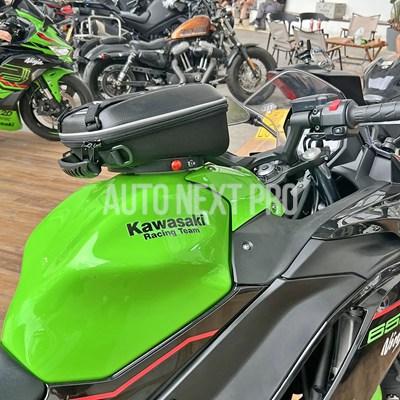 カワサキz400 z650 z650rs ニンジャZX-4RR zx636 7 ハイブリッドZX-10RR  2024用 バイクタンクバッグ ラゲッジナビゲーション クイックロックの画像
