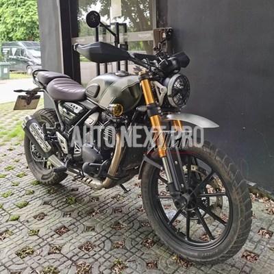 並行輸入品】トライアンフスクランブラー400x用 高マッドタイル