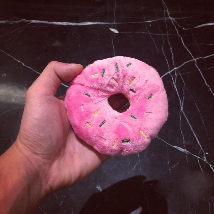 送料無料犬 犬用 おもちゃ ドーナツ お菓子 Cttt ペット雑貨のテイクオフ 通販 Yahoo ショッピング