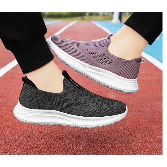 新作 中高年向け シューズ 手を使わずに履ける靴 ブーツ 快適