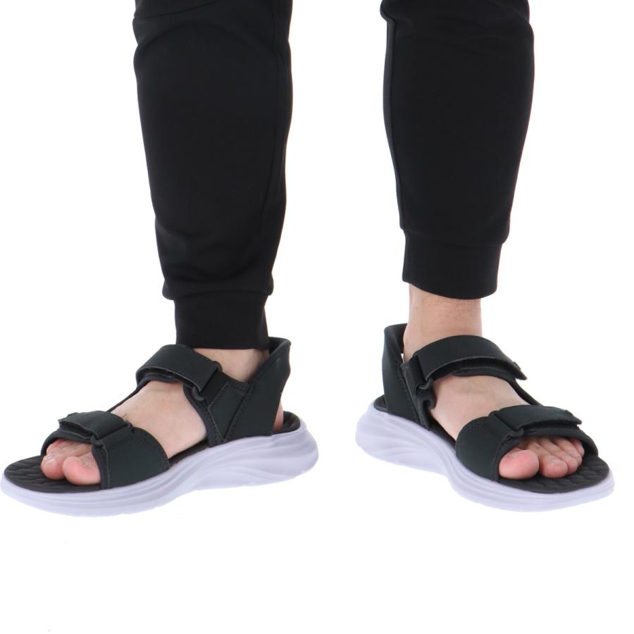 SKECHERS（スケッチャーズ） スリップインズ メンズ レザー シューズ