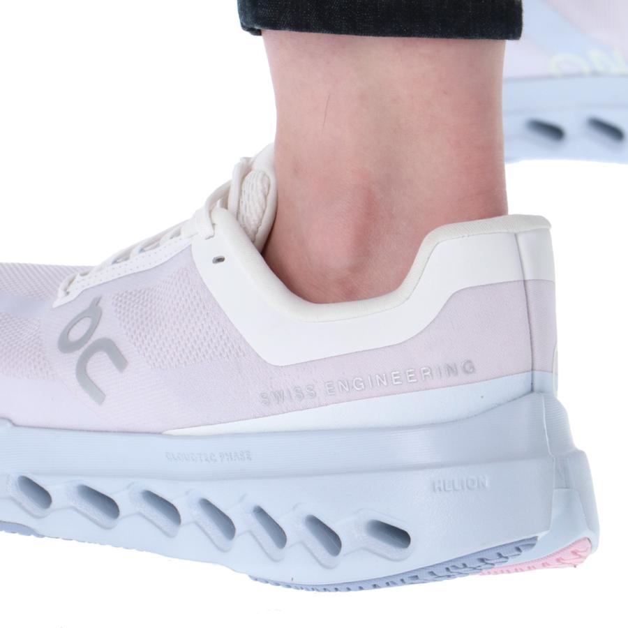 On（オン） ランニングシューズ レディース クラウドサーファー