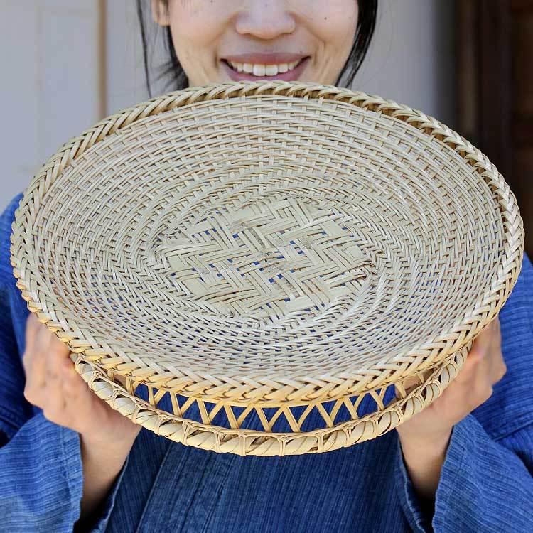 蕎麦　竹笊 極上のそばざる高台付（大）32cm 厳選した白竹を熟練竹職人が編みあげ