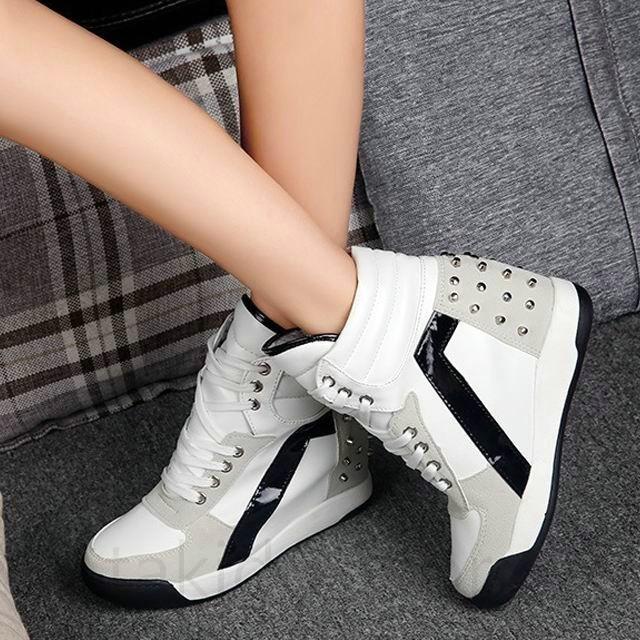 スニーカー ハイカットスニーカー インヒールスニーカー レディース 秋 ハイカット スタッズ スポーツ スポーティー 人気 1811cr062 滝戸商事 通販 Yahoo ショッピング