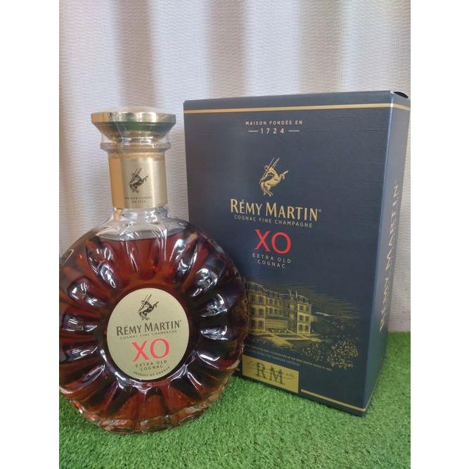 レミーマルタン XO 700ml 40度 正規品 化粧箱入り : 酒のたきはん