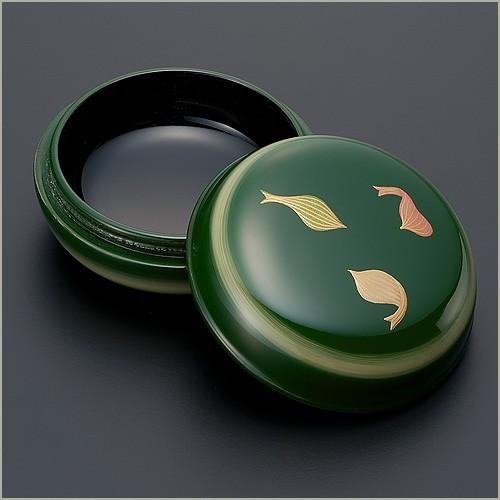 仏壇屋 滝田商店 蒔絵入ぼかし塗り香合 青漆散蓮 1.8寸◇京都 下出祐