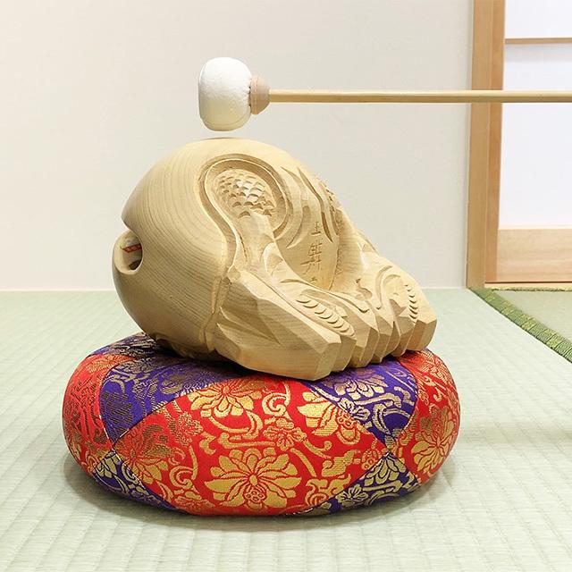 仏壇屋 滝田商店 木魚 本楠(一式) 5寸 : 仏壇・仏具販売-仏壇屋 仏壇屋 滝田商店 木魚 本楠(一式) 5寸 : 仏壇・仏具販売-仏壇屋