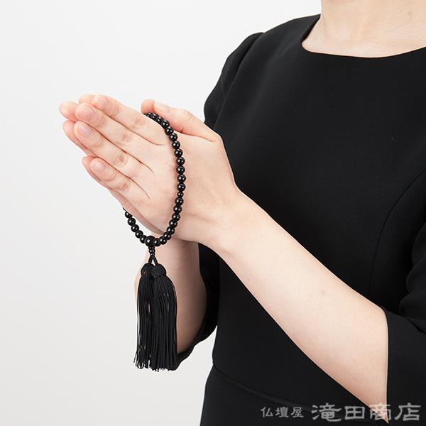 仏壇屋 滝田商店 数珠 女性用 黒オニキス 7mm玉 念珠袋付き : 仏壇