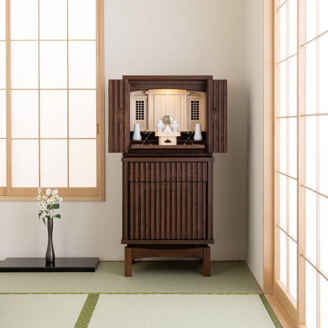 仏壇屋 滝田商店 祖霊舎 モダン 神徒壇 アイラ 台付型 オーク材 仏壇屋 滝田商店 祖霊舎 モダン 神徒壇 アイラ 台付型 オーク材