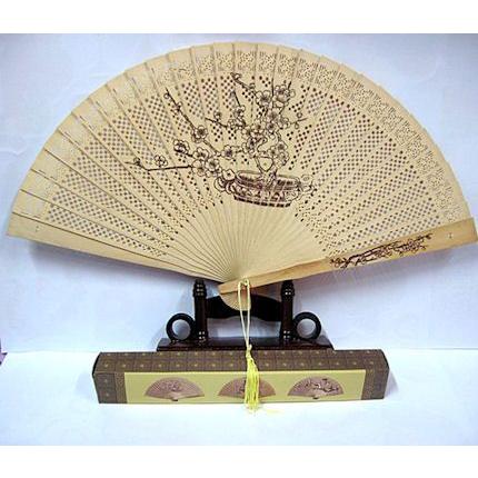 中華文様の工芸扇子・ 白檀の香り付け人気の扇子・西安民芸品