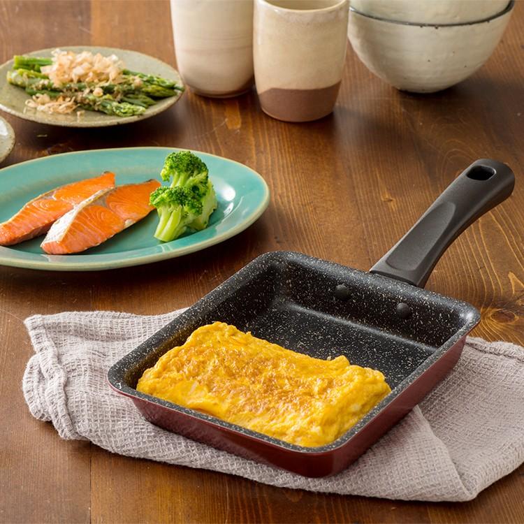 卵焼き フライパン エッグパン Ih Ih対応 おしゃれ 玉子焼き たまごやき 玉子焼き機 フッ素コート 卵焼き器 Fpm 1813 送料無料 ネイビー レッド M 暮らしの宅配便 通販 Yahoo ショッピング