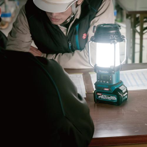 マキタ（makita） 40Vmax 充電式ランタン付ラジオ MR008G 本体のみ