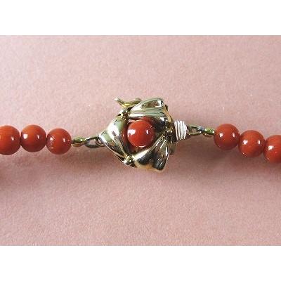 本珊瑚ネックレストップ8mm玉