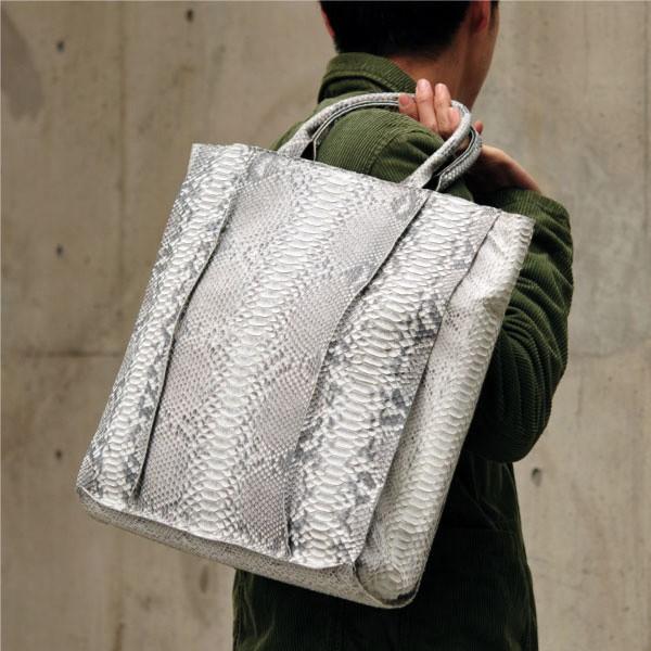 全国送料無料 ダイヤモンドパイソン トートバッグ DIAMOND PYTHON