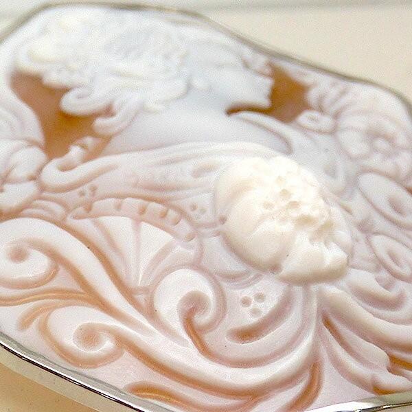 【希少品】 ブローチ K18WG(18金) ホワイトゴールド シェルカメオ ボーラ BORA イタリア ペンダントトップ ジュエリー 1点もの 【2801589509】(101640円)