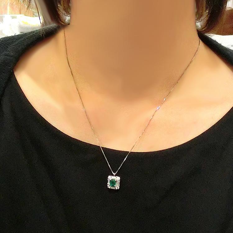 5月誕生石 エメラルド ペンダント ネックレス プラチナ 5月誕生石 エメラルド ペンダント ネックレス プラチナ