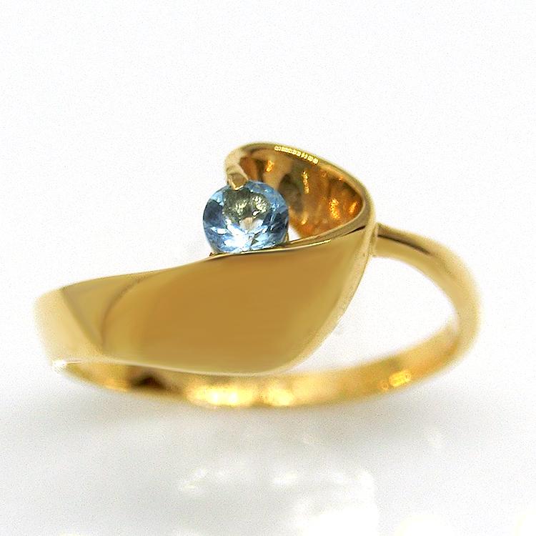 18金トパーズの指輪 楽天市場】指輪 18金 ブルートパーズリング 11月誕生石 ゴールド 18K