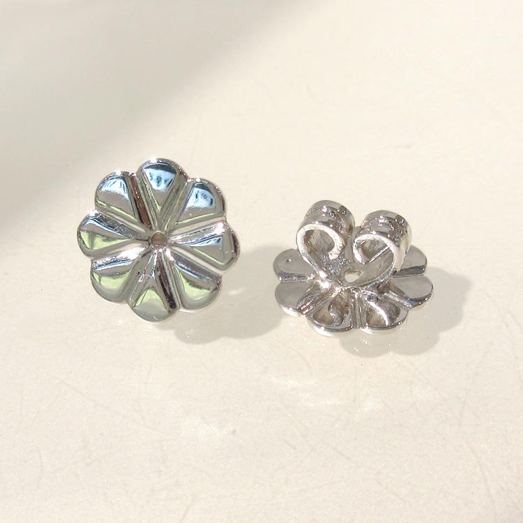 ダイヤモンド ピアス 18金 ホワイトゴールド K18WG 4月誕生石