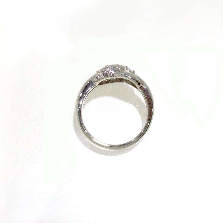 ダイヤモンド リング プラチナ 指輪 D-0.51ct ファッション デザイン 1点もの 12号 豪華 ゴージャス 交差 クロス (t710)の画像