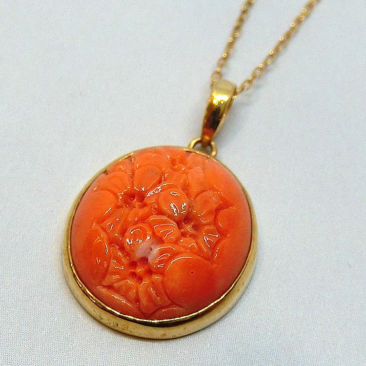 18金です。ヴィンテージ天然本珊瑚ネックレス40cm イヤリングも珊瑚でオマケ ネックレス サンゴ 花 彫り ペンダント 珊瑚 18金(K18YG) 珊瑚(3月