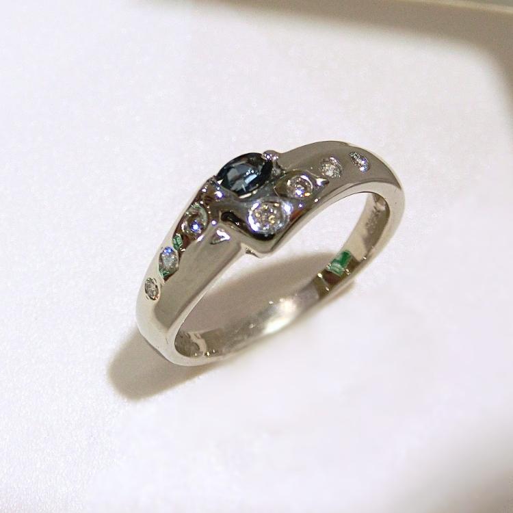 アレキサンドライト リング プラチナ ダイヤモンド 鑑別書 指輪 13号