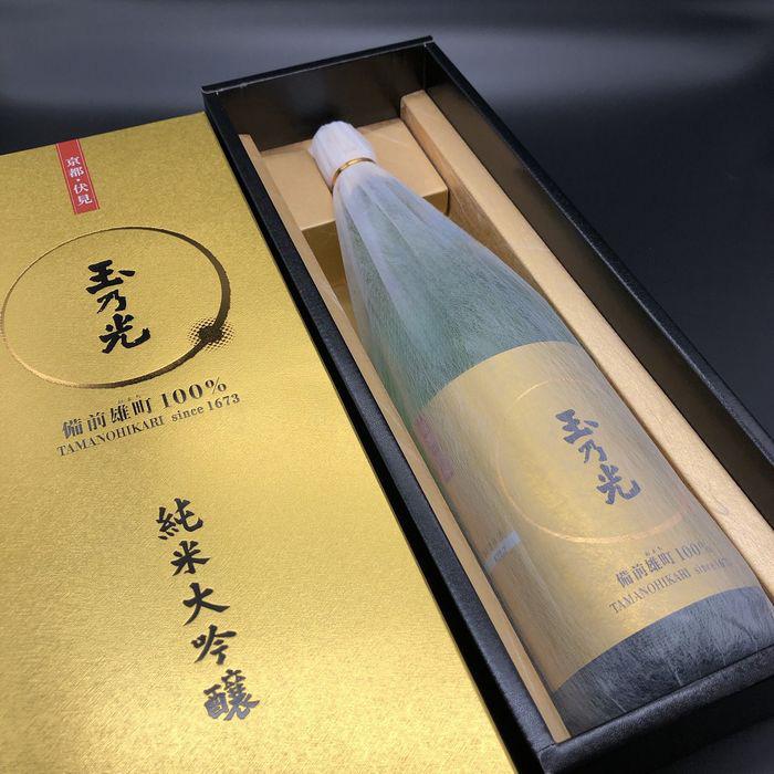 玉乃光 ギフト 日本酒 純米大吟醸 備前雄町 100% 1.8L 化粧箱入