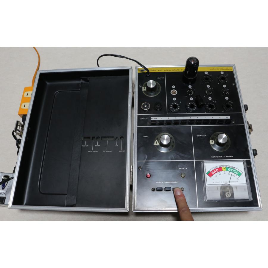 球露屋 特価！ 高精度 B&K 607 ソリッドステート 真空管試験器 昇圧
